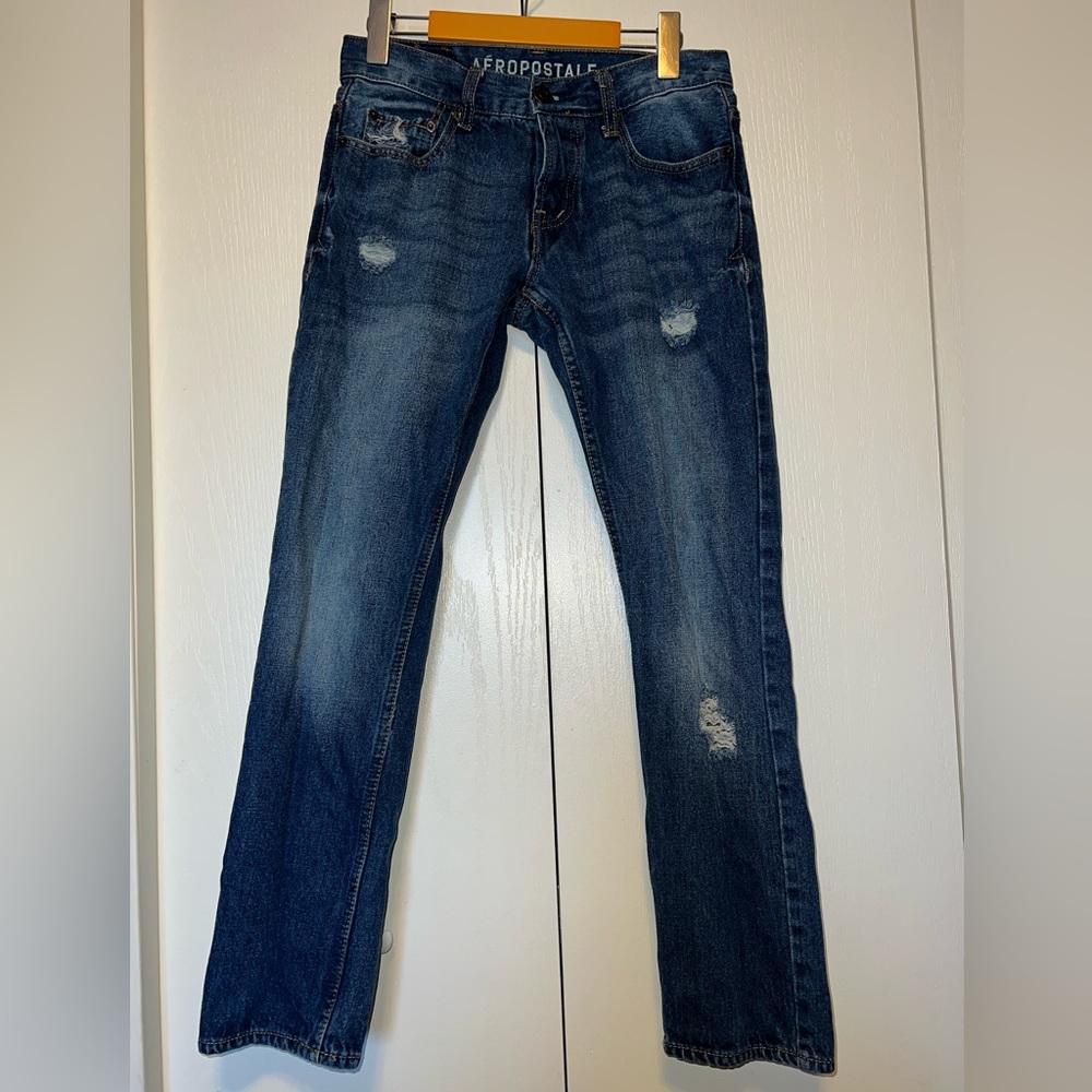 Aeropostale Slim Straight Distressed Jeans